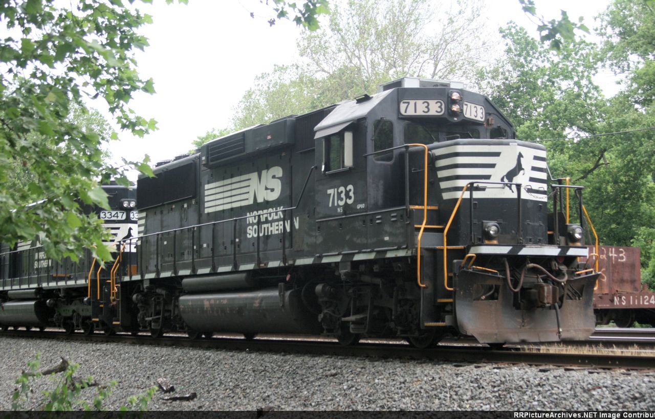 NS 7133